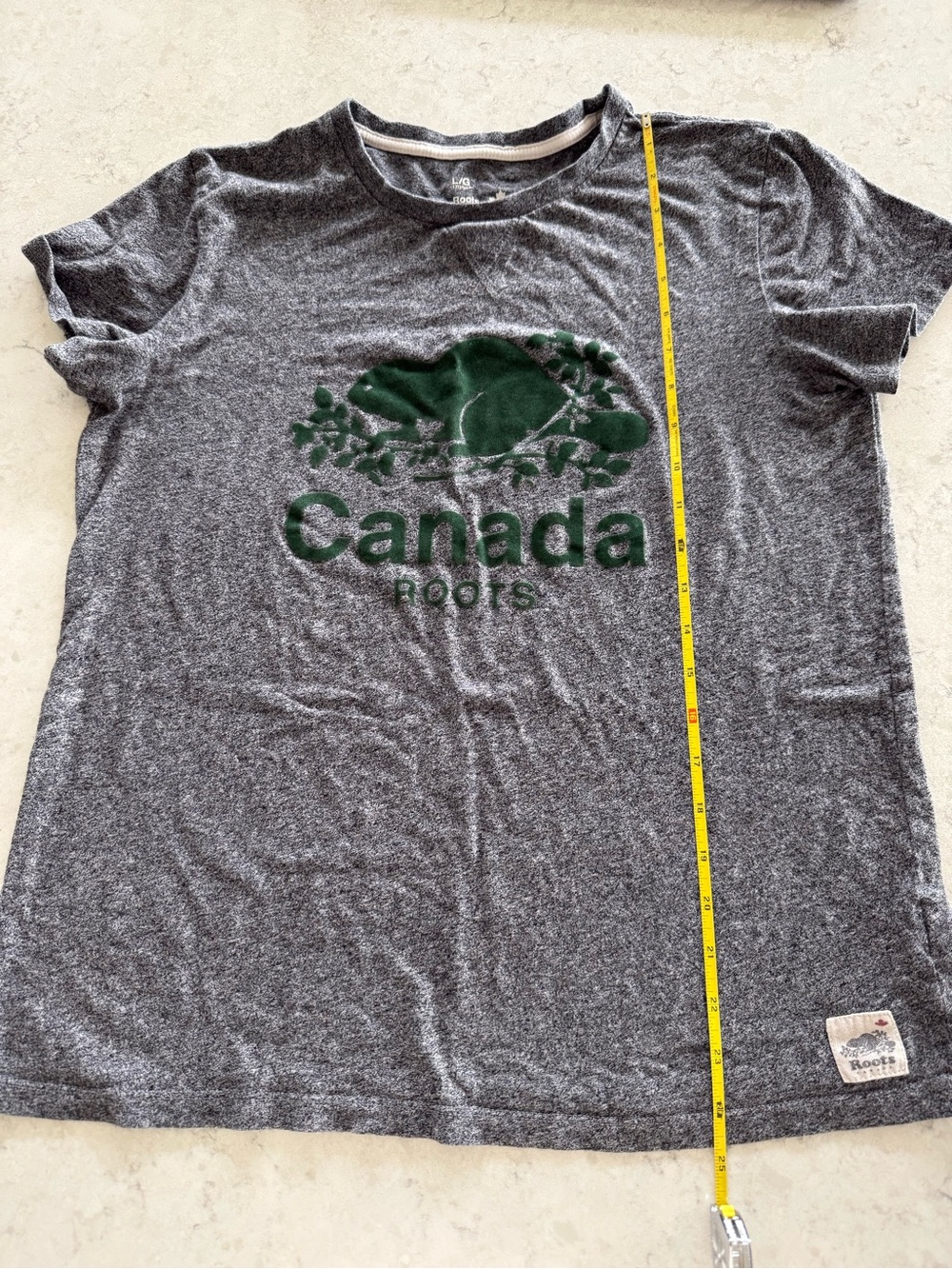 Roots women’s Grey Tee with Green Canada Beaver Logo - Picture 11 of 11
